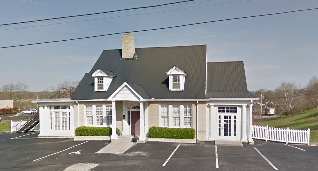420 W Main St, Livingston, TN 38570